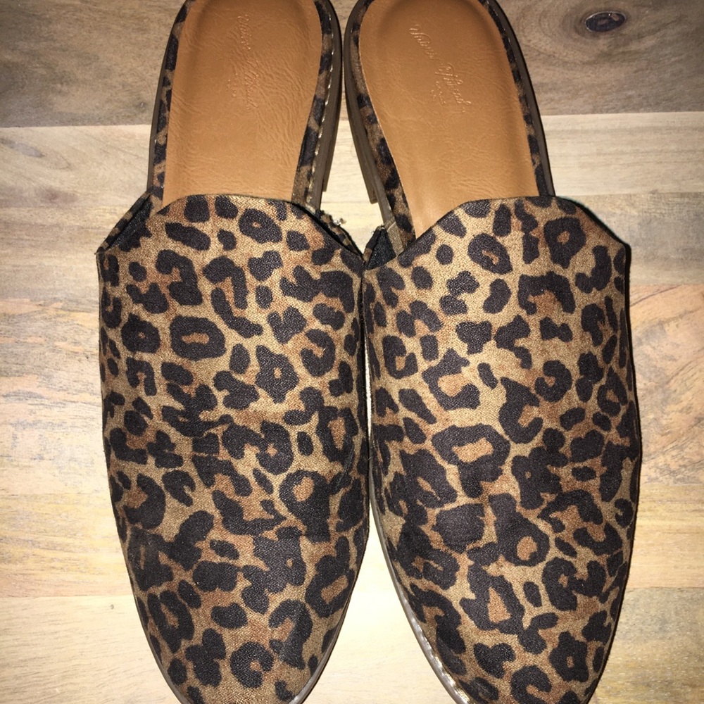 Universal Thread Leopard Skin Mules